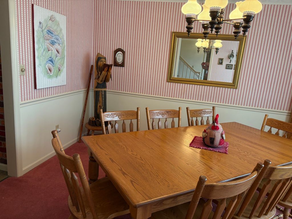 Image 7 of property listing at 605 Oakdale Drive, Centralia, IL 62801