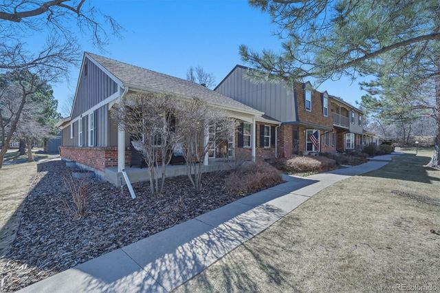 8862 E Amherst Drive A, Denver, CO 80231