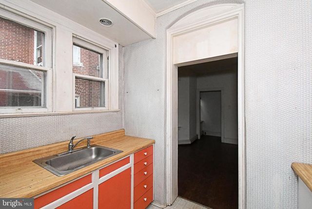 54 W CHESTNUT ST, Souderton, PA 18964