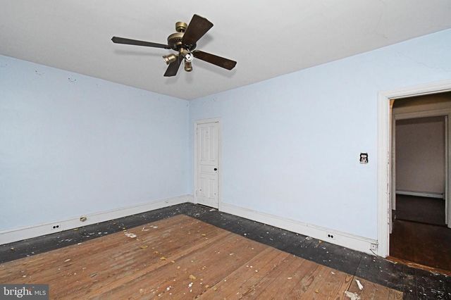 54 W CHESTNUT ST, Souderton, PA 18964