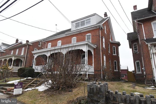 54 W CHESTNUT ST, Souderton, PA 18964