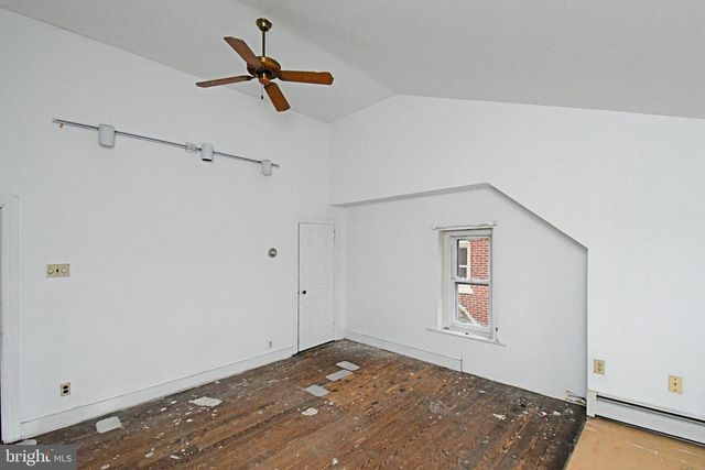 54 W CHESTNUT ST, Souderton, PA 18964