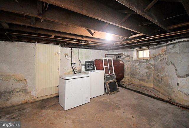 54 W CHESTNUT ST, Souderton, PA 18964