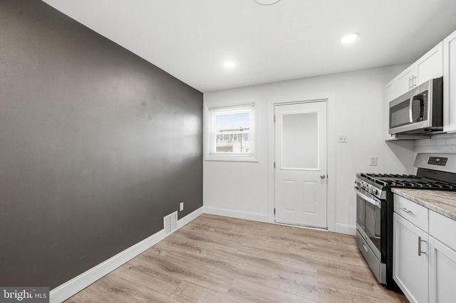 407 BERGEN ST, Gloucester City, NJ 08030