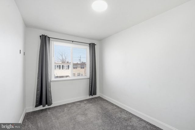 407 BERGEN ST, Gloucester City, NJ 08030