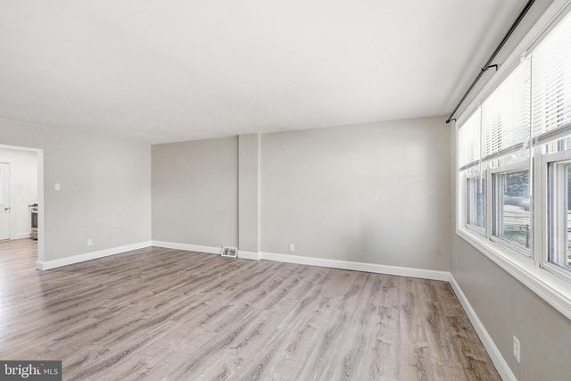 407 BERGEN ST, Gloucester City, NJ 08030