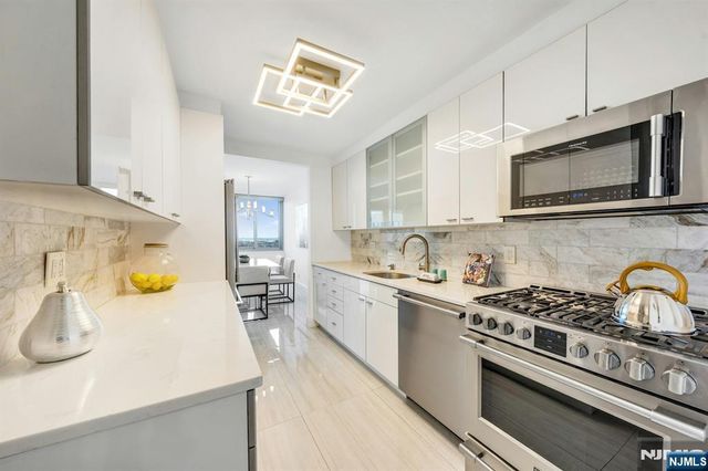 1600 Parker Avenue 30D, Fort Lee, NJ 07024