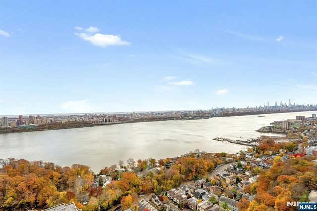 1600 Parker Avenue 30D, Fort Lee, NJ 07024