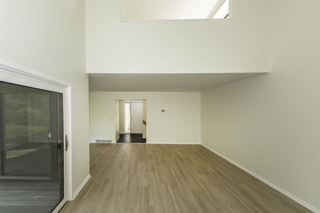 1 Westbury Court, Ann Arbor, MI 48105