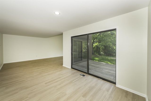 1 Westbury Court, Ann Arbor, MI 48105