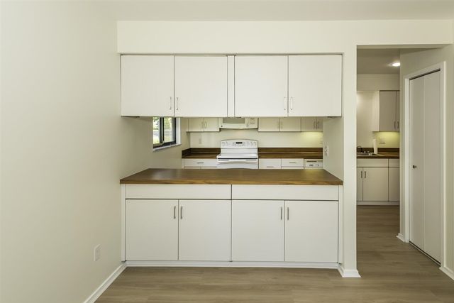 1 Westbury Court, Ann Arbor, MI 48105