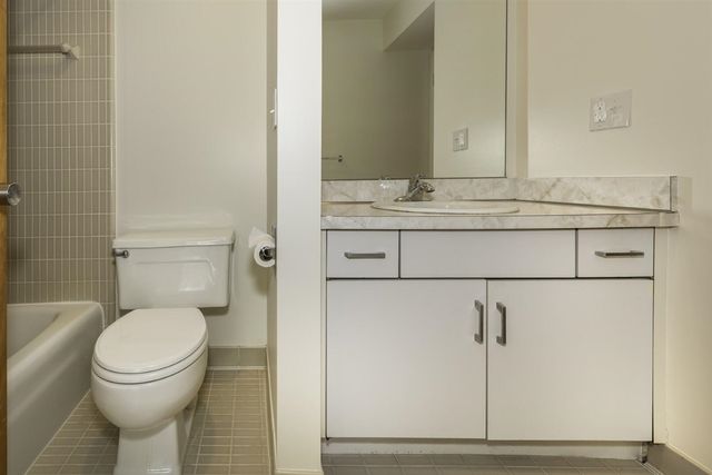 1 Westbury Court, Ann Arbor, MI 48105