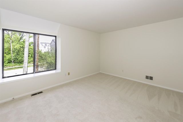 1 Westbury Court, Ann Arbor, MI 48105