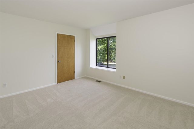 1 Westbury Court, Ann Arbor, MI 48105