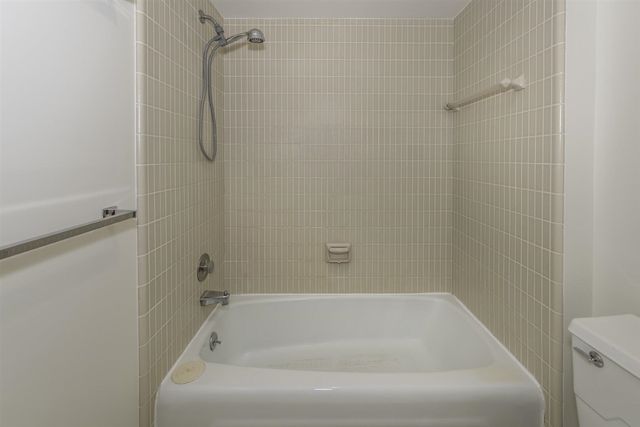 1 Westbury Court, Ann Arbor, MI 48105