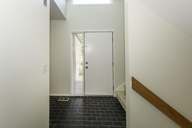 1 Westbury Court, Ann Arbor, MI 48105