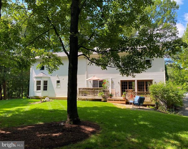 111 WILDERNEST LN, Port Matilda, PA 16870