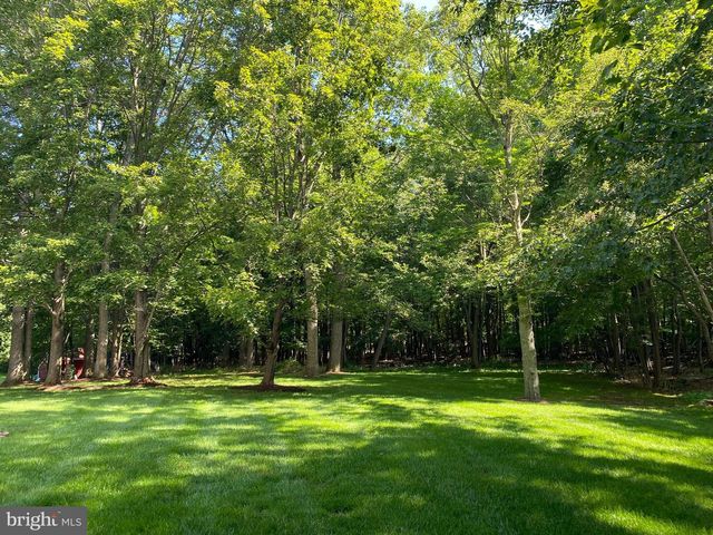 111 WILDERNEST LN, Port Matilda, PA 16870