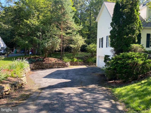 111 WILDERNEST LN, Port Matilda, PA 16870