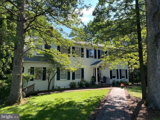 111 WILDERNEST LN, Port Matilda, PA 16870