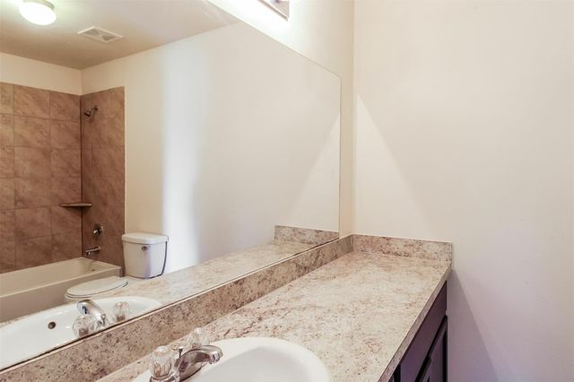 5907 Sunrise Light Drive, Houston, TX 77048