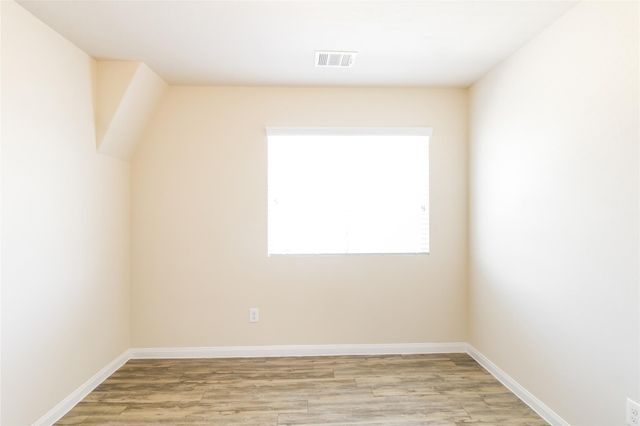 5907 Sunrise Light Drive, Houston, TX 77048