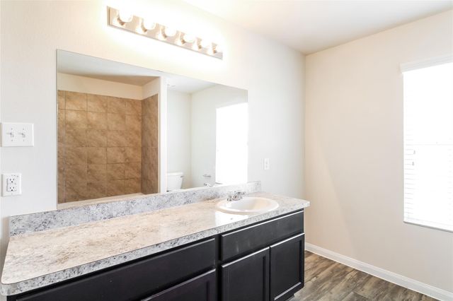 5907 Sunrise Light Drive, Houston, TX 77048