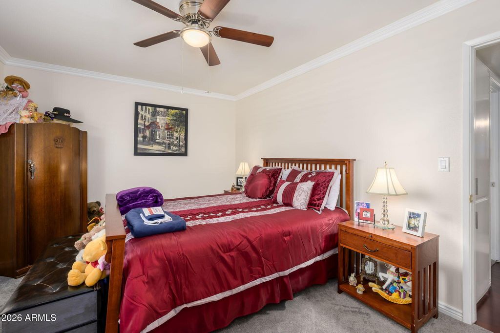 Image 24 of property listing at 10415 W DESERT FOREST Circle, Sun City, AZ 85351
