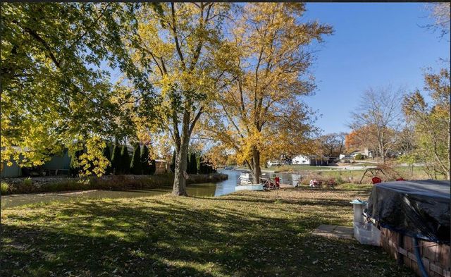 15806 Clark Street, Lowell, IN 46356