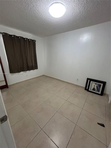 17000 NW 67th Avenue 0, Hialeah, FL 33015
