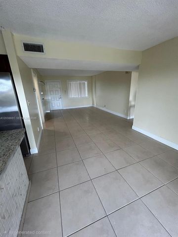 17000 NW 67th Avenue 0, Hialeah, FL 33015