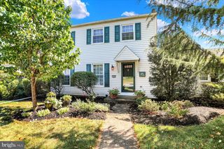402 ALISON AVENUE, Mechanicsburg, PA 17055