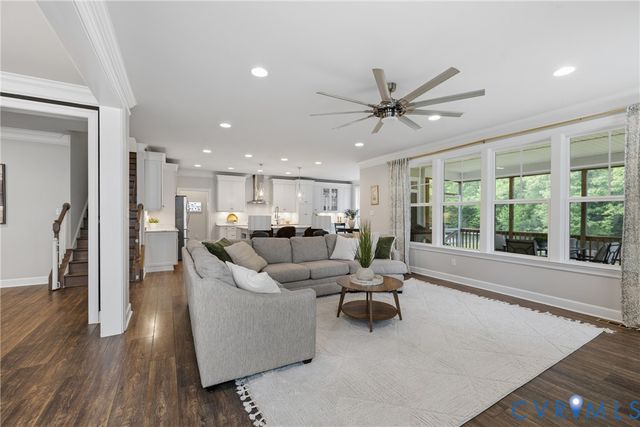 12285 Porsche Dr, Glen Allen, VA 23059