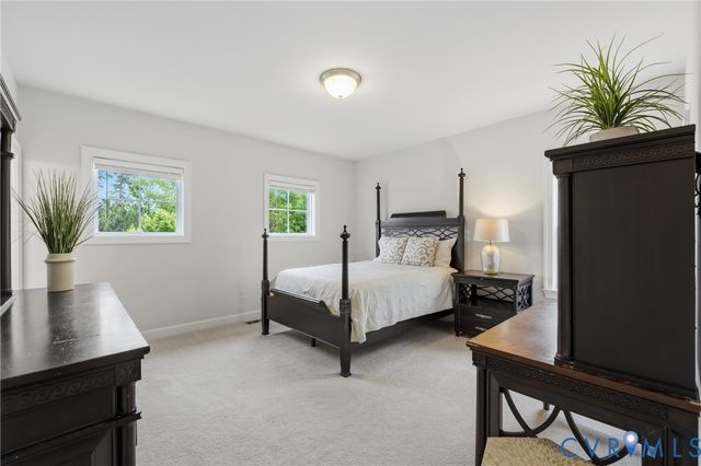 12285 Porsche Dr, Glen Allen, VA 23059