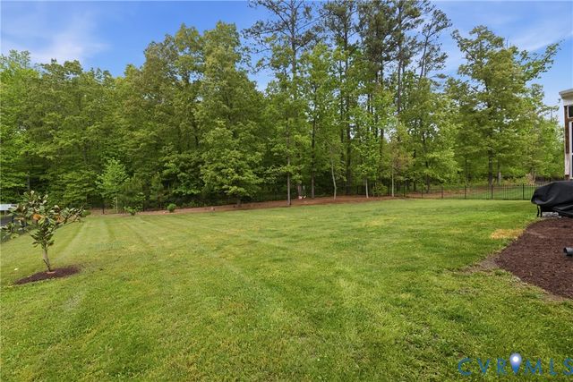 12285 Porsche Dr, Glen Allen, VA 23059