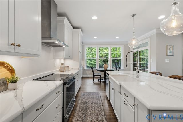 12285 Porsche Dr, Glen Allen, VA 23059