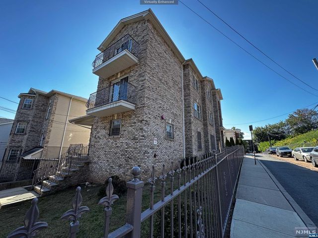 90-92 W Kinney Street 2, Newark, NJ 07102