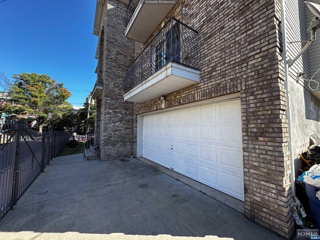 90-92 W Kinney Street 2, Newark, NJ 07102