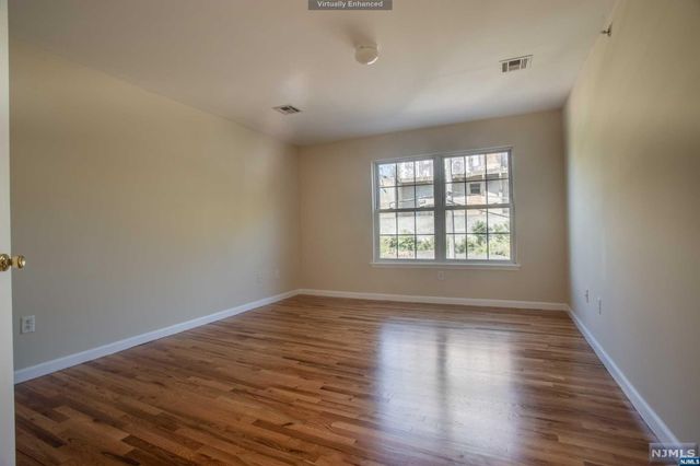 90-92 W Kinney Street 2, Newark, NJ 07102