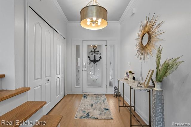 47630 Lorie Lane, New Baltimore, MI 48047