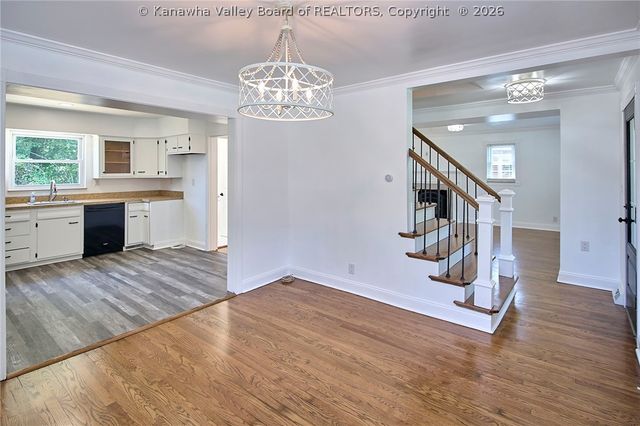 820 Carroll Road, Charleston, WV 25314