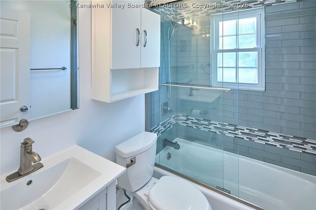 820 Carroll Road, Charleston, WV 25314
