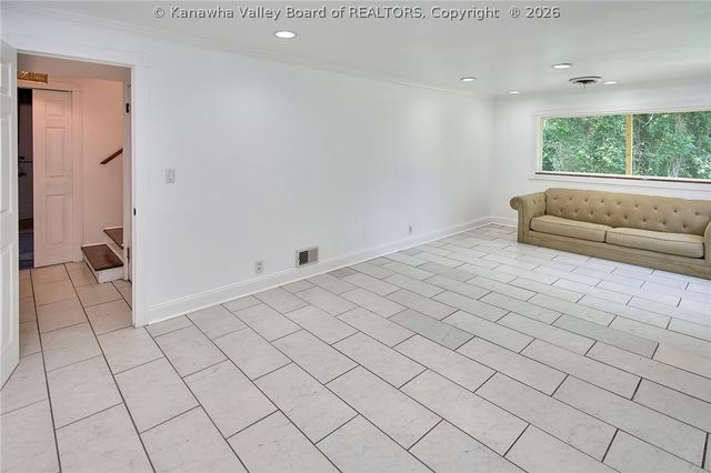 820 Carroll Road, Charleston, WV 25314