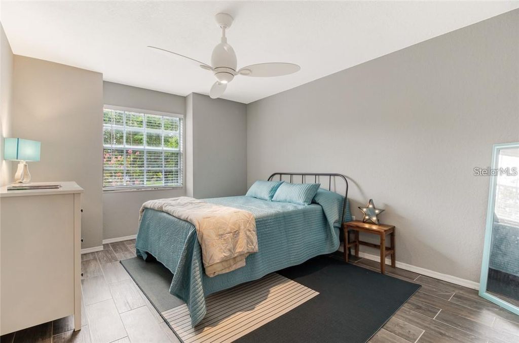 Image 9 of property listing at 13953 FAIRWAY ISLAND DRIVE 621, Orlando, FL 32837