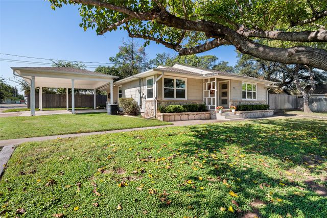 301 Hereford Street, Glen Rose, TX 76043