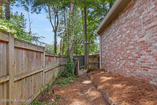 607 Wendover Way, Ridgeland, MS 39157