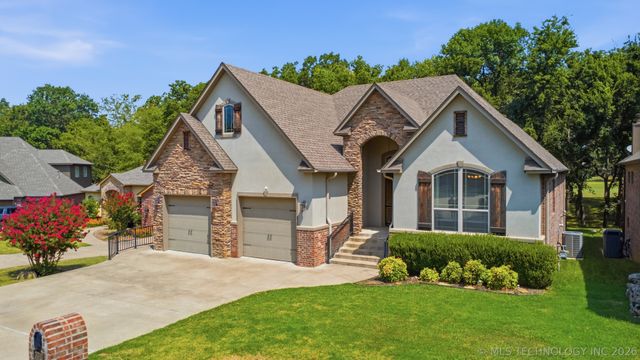3310 Harbour Town Place, Claremore, OK 74018