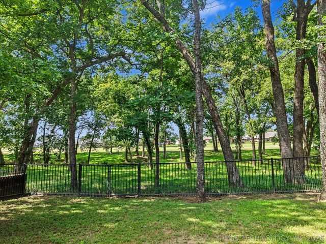 3310 Harbour Town Place, Claremore, OK 74018