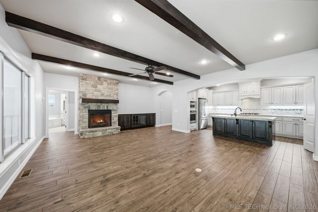 3310 Harbour Town Place, Claremore, OK 74018