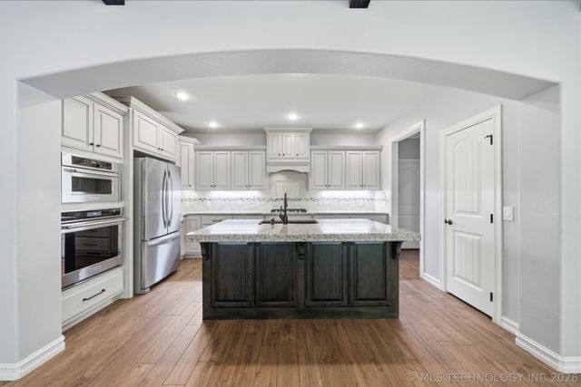 3310 Harbour Town Place, Claremore, OK 74018